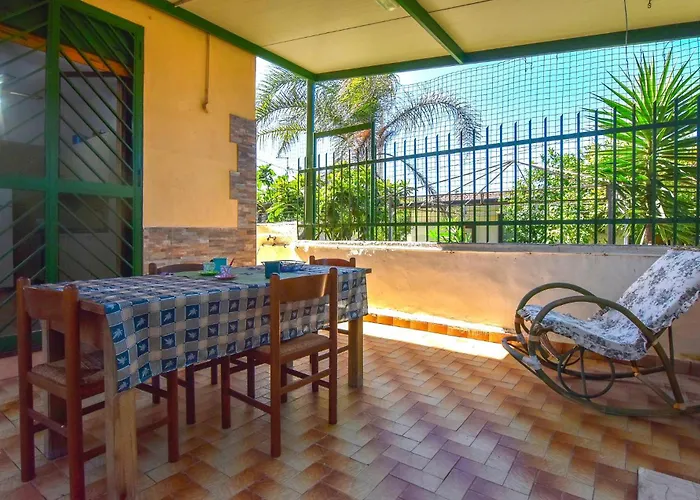 Apartament Scarantino 2 *